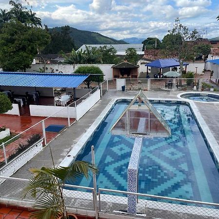 Hotel La Casona Chinácota Екстериор снимка