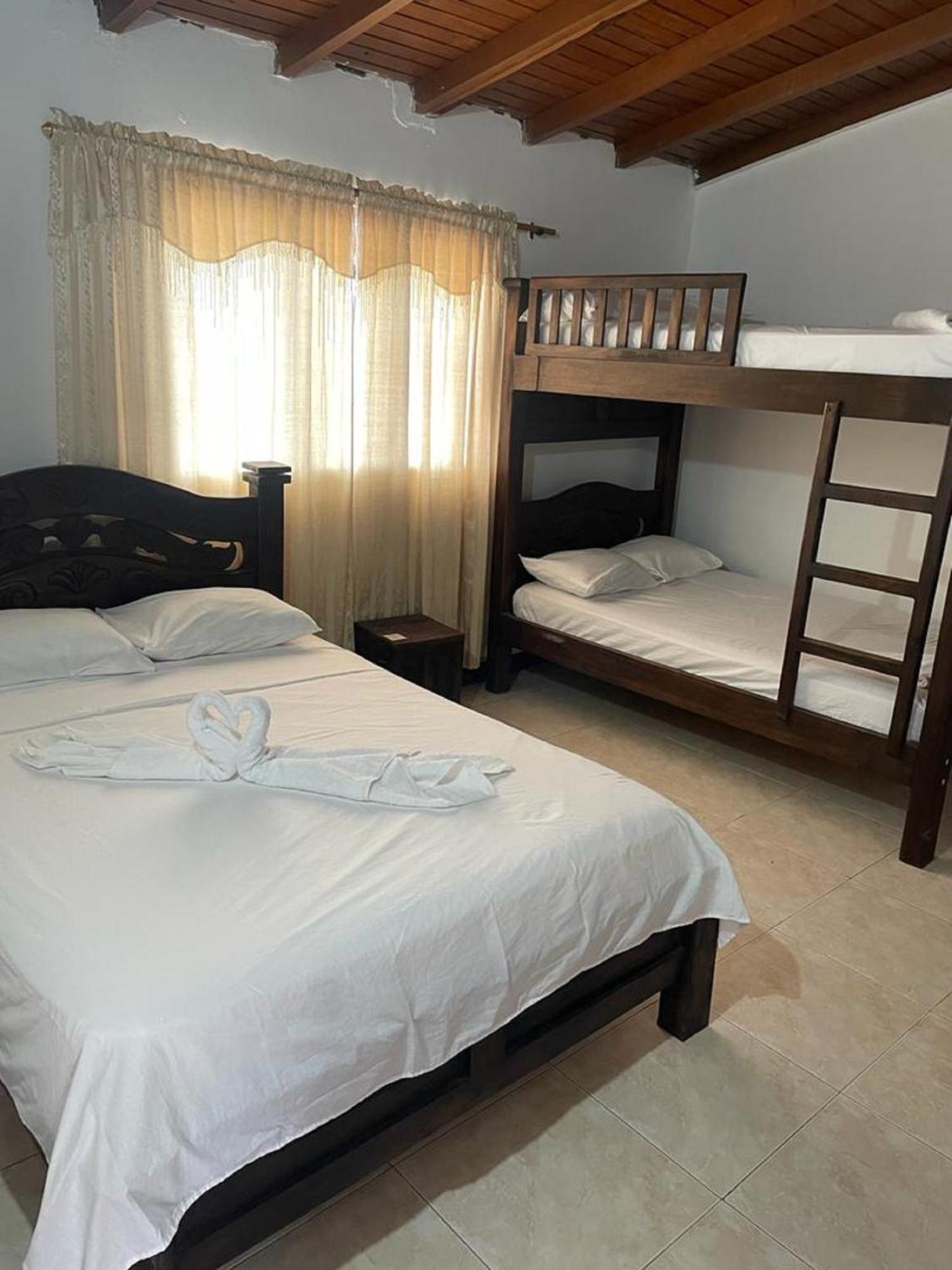 Hotel La Casona Chinácota Екстериор снимка